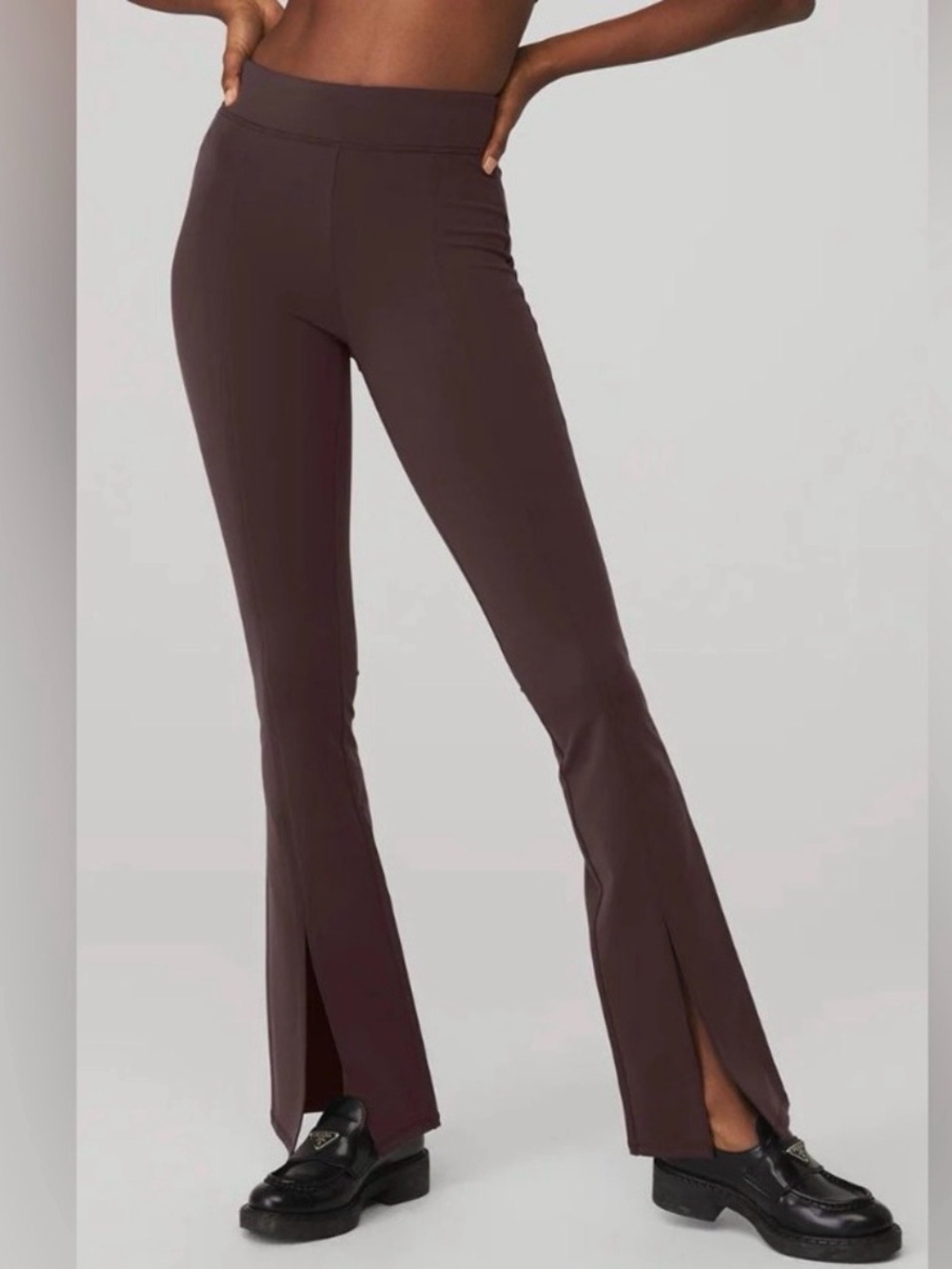 Alo high waist flutter leggings XXS raisin color